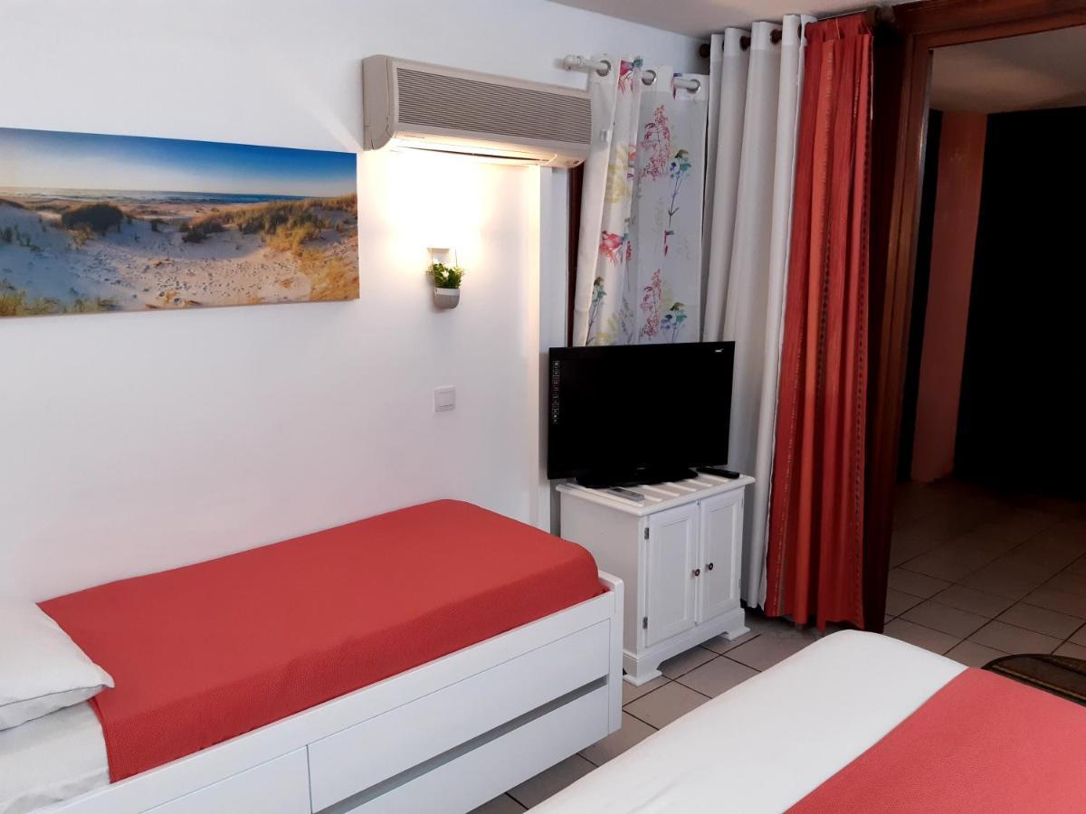 Studio Climatisé - Piscine-Plage - 2 à 3 personnes Sainte-Anne Esterno foto