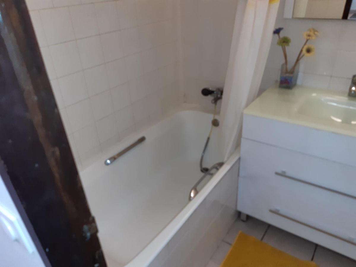 Studio Climatisé - Piscine-Plage - 2 à 3 personnes Sainte-Anne Esterno foto